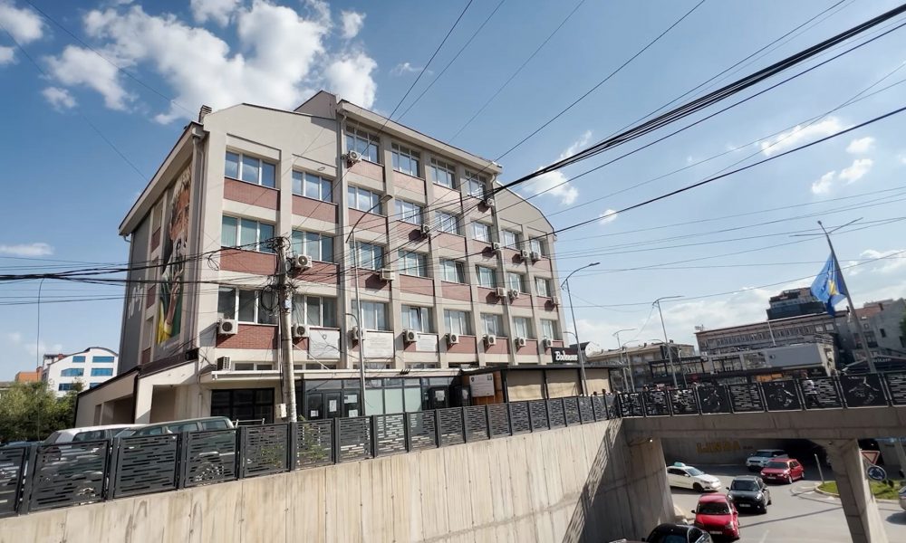 I dyshuari për vrasjen dhe plagosjen në Ferizaj dërgohet në mbajtje për 48 orë